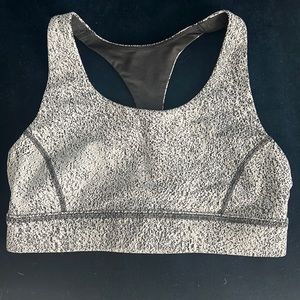 Lululemon sports bra